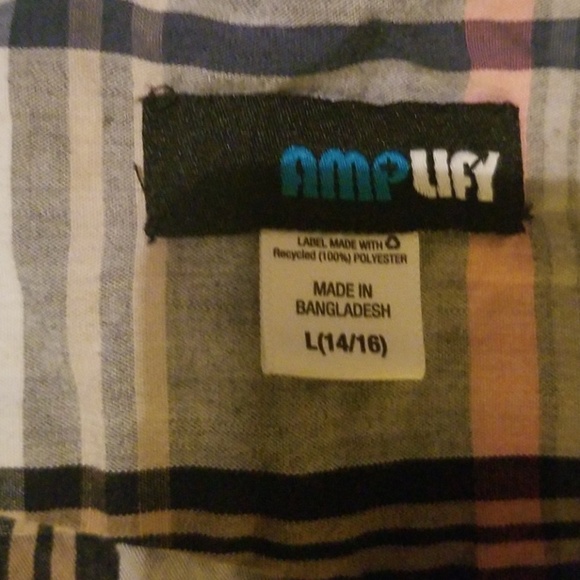 Kids Button up - Picture 2 of 3